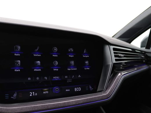 Volkswagen Touareg 3.0 TSI Ehybrid Elegance 4Motion 381PK DSG Alarm, 360gr. Camera, Luchtvering, Keyless, Massagesto... ActivLease financial lease