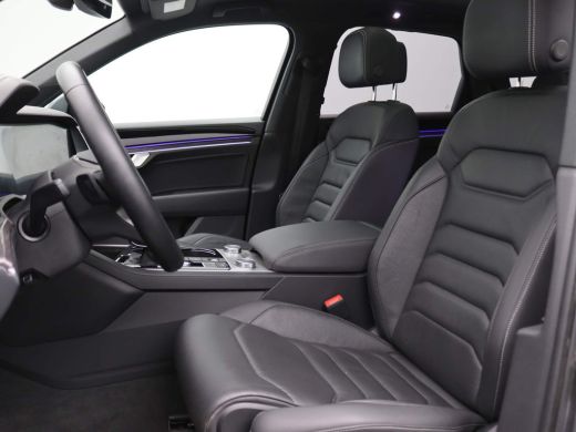 Volkswagen Touareg 3.0 TSI Ehybrid Elegance 4Motion 381PK DSG Alarm, 360gr. Camera, Luchtvering, Keyless, Massagesto... ActivLease financial lease