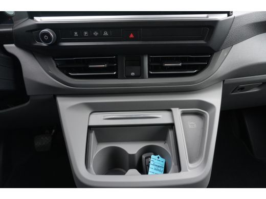 Volkswagen Transporter 2.0 TDI L2H1 30 Bulli 2.0 TDI L2H1 30 Bulli 170 pk 8-Traps Automaat, DEMO VOERTUIG ActivLease financial lease