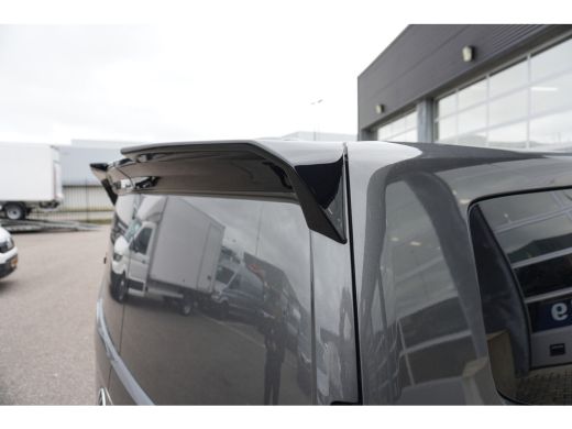 Volkswagen Transporter 2.0 TDI L2H1 30 Bulli 2.0 TDI L2H1 30 Bulli 170 pk 8-Traps Automaat, DEMO VOERTUIG ActivLease financial lease