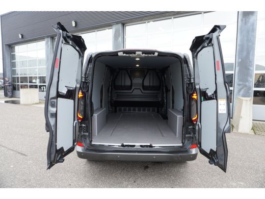 Volkswagen Transporter 2.0 TDI L2H1 30 Bulli 2.0 TDI L2H1 30 Bulli 170 pk 8-Traps Automaat, DEMO VOERTUIG ActivLease financial lease