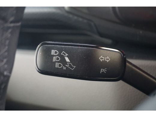 Volkswagen Transporter 2.0 TDI L2H3 28 Highline | 2 zitplaatsen rechtsvoor | Bumpers in carrosseriekleur | DAB ontvanger ActivLease financial lease