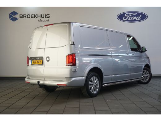 Volkswagen Transporter 2.0 TDI L2H3 28 Highline | 2 zitplaatsen rechtsvoor | Bumpers in carrosseriekleur | DAB ontvanger ActivLease financial lease