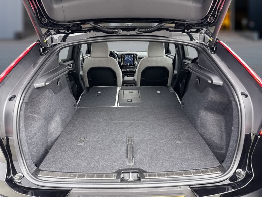 Volvo  C40 Single Motor Extended Range Ultimate | 20' | Woolblend | Getint glas | Elektr. Verstelbare Stoele... ActivLease financial lease