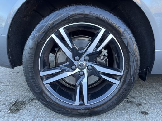 Volvo  XC60 2.0 B5 Momentum Exclusive | Audio installatie premium | Cruise control adaptief met Stop&Go en st... ActivLease financial lease
