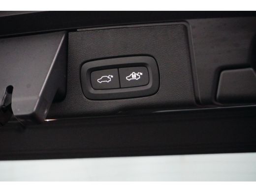 Volvo  XC60 Volvo T6 Plug-in hybrid AWD Plus Bright | Achterbank verwarmd | Alarmsysteem | Apple Carplay/Andr... ActivLease financial lease