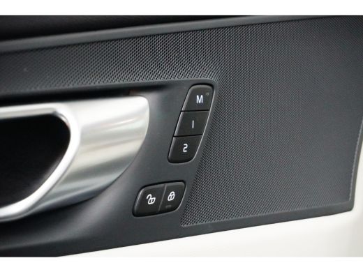 Volvo  XC60 Volvo T6 Plug-in hybrid AWD Plus Bright | Achterbank verwarmd | Alarmsysteem | Apple Carplay/Andr... ActivLease financial lease