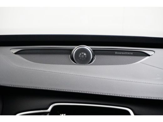 Volvo  XC90 T8 Plug-in hybrid AWD Ultra Dark | Luchtvering | 360 Camera | Trekhaak | Massagestoelen | Apple C... ActivLease financial lease