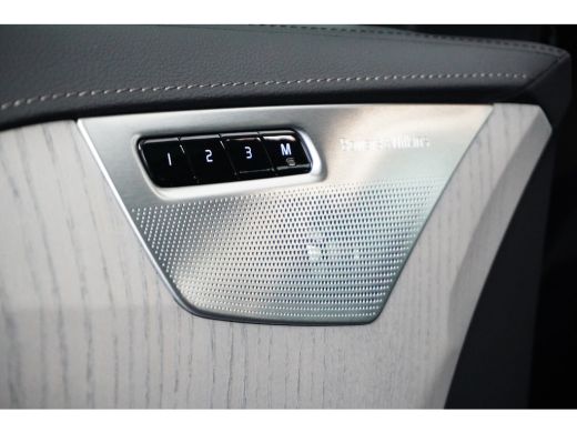 Volvo  XC90 T8 Plug-in hybrid AWD Ultra Dark | Luchtvering | 360 Camera | Trekhaak | Massagestoelen | Apple C... ActivLease financial lease