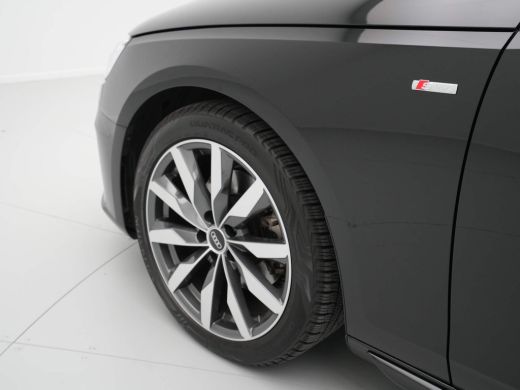 Audi A4 Avant 35 TFSI 110 kW/150 pk S-Tronic S line edition Competition Panoramadak, Optiek zwart, Lichtp... ActivLease financial lease