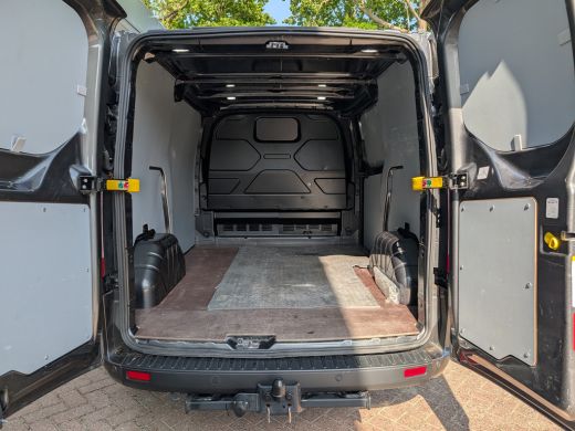 Ford Transit Custom 280 2.0 TDCI L1H1 Trend 130pk | Automaat | 3- Zits | Voorruitverwarming | Cruise | Imperiaal | Tr... ActivLease financial lease