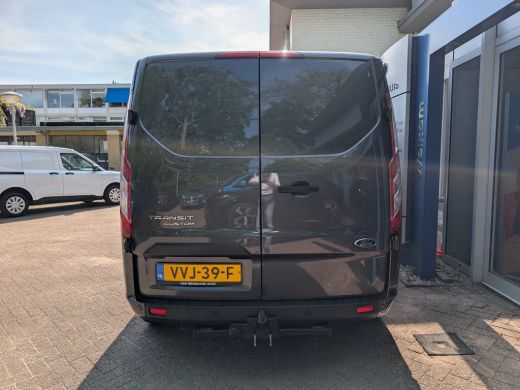 Ford Transit Custom 280 2.0 TDCI L1H1 Trend 130pk | Automaat | 3- Zits | Voorruitverwarming | Cruise | Imperiaal | Tr... ActivLease financial lease