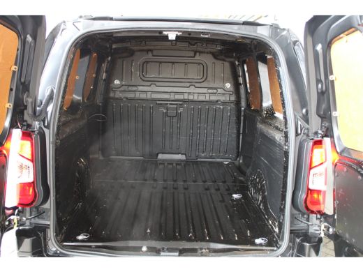 Opel Combo 1.5D L2H1 Innovation | Achteruitrijcamera | Achteruitrijcamera | Lichtmetalen velgen 16" ActivLease financial lease