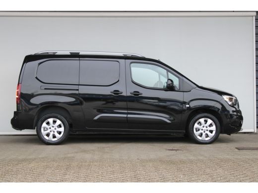 Opel Combo 1.5D L2H1 Innovation | Achteruitrijcamera | Achteruitrijcamera | Lichtmetalen velgen 16" ActivLease financial lease