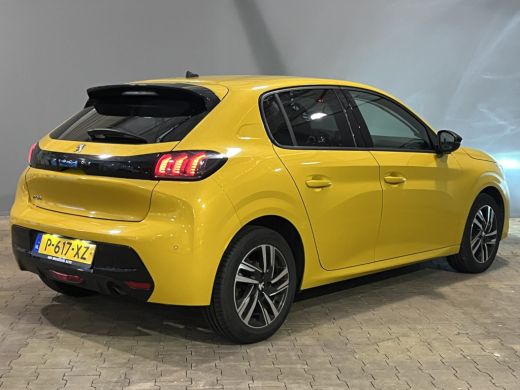 Peugeot 208 1.2 PureTech Allure | Airco (automatisch) | Apple Carplay/Android Auto|telefoonintegratie premium... ActivLease financial lease