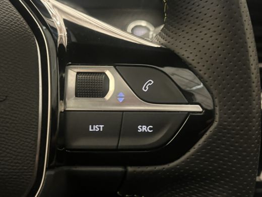 Peugeot 208 Peugeot 1.2 PureTech GT Pack VOL OPTIE! | Panoramadak | LEDER! | Massage | Elec.Stoel | Adaptieve... ActivLease financial lease