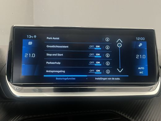 Peugeot 208 Peugeot 1.2 PureTech GT Pack VOL OPTIE! | Panoramadak | LEDER! | Massage | Elec.Stoel | Adaptieve... ActivLease financial lease