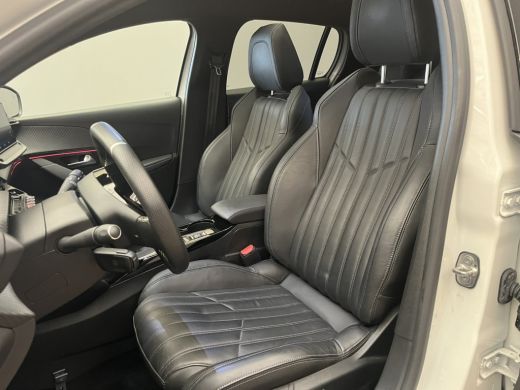 Peugeot 208 Peugeot 1.2 PureTech GT Pack VOL OPTIE! | Panoramadak | LEDER! | Massage | Elec.Stoel | Adaptieve... ActivLease financial lease