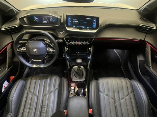 Peugeot 208 Peugeot 1.2 PureTech GT Pack VOL OPTIE! | Panoramadak | LEDER! | Massage | Elec.Stoel | Adaptieve... ActivLease financial lease
