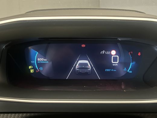 Peugeot 208 Peugeot 1.2 PureTech GT Pack VOL OPTIE! | Panoramadak | LEDER! | Massage | Elec.Stoel | Adaptieve... ActivLease financial lease