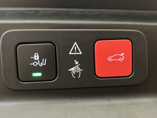 Peugeot 5008 Peugeot Automaat 1.2 PureTech GT AUTOMAAT | 7 Persoons | BLACK PACK | 19'' LMV | Navigatie | Clim... ActivLease financial lease