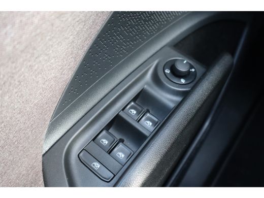 Skoda Enyaq iV 60 First Edition | Navigatie | Achteruitrijcamera | Apple Carplay/Android Auto | Trekhaak | ActivLease financial lease