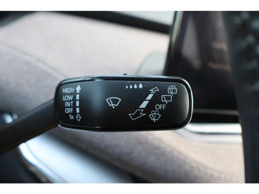Skoda Enyaq iV 60 First Edition | Navigatie | Achteruitrijcamera | Apple Carplay/Android Auto | Trekhaak | ActivLease financial lease