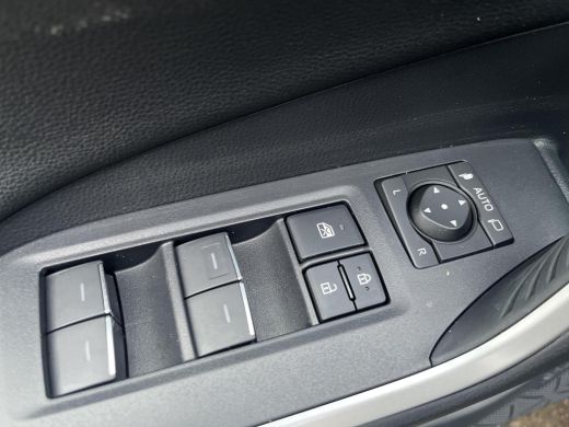 Toyota RAV4 2.5 Hybrid AWD Executive | All in prijs | Full Options | Leder bekleding | Apple / Android ActivLease financial lease