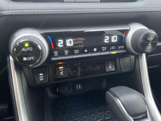 Toyota RAV4 2.5 Hybrid AWD Executive | All in prijs | Full Options | Leder bekleding | Apple / Android ActivLease financial lease