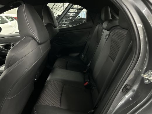 Toyota Yaris 1.5 Hybrid Executive ActivLease financial lease