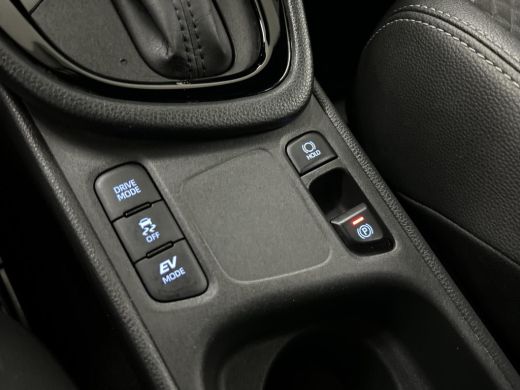 Toyota Yaris 1.5 Hybrid Executive ActivLease financial lease
