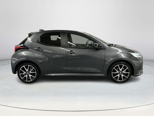 Toyota Yaris 1.5 Hybrid Executive ActivLease financial lease
