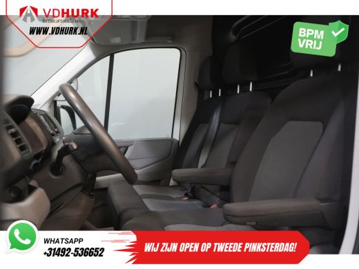 Volkswagen Crafter 2.0 TDI 140 pk L3H3 Inrichting/ CarPlay/ Navi/ Cruise/ Airco/ PDC/ Trekhaak ActivLease financial lease