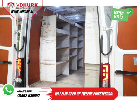 Volkswagen Crafter 2.0 TDI 140 pk L3H3 Inrichting/ CarPlay/ Navi/ Cruise/ Airco/ PDC/ Trekhaak ActivLease financial lease