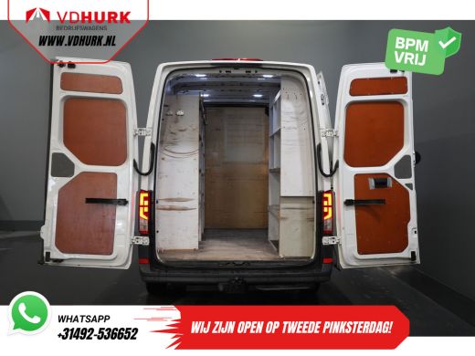 Volkswagen Crafter 2.0 TDI 140 pk L3H3 Inrichting/ CarPlay/ Navi/ Cruise/ Airco/ PDC/ Trekhaak ActivLease financial lease