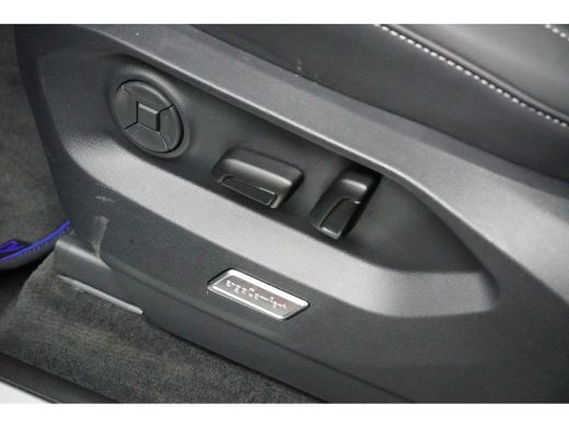 Volkswagen Touareg 3.0 TSi 462 pk eHybrid 4MOTION R | Trekhaak elektrisch uitklapbaar | Rondomzicht camera | Luchtve... ActivLease financial lease