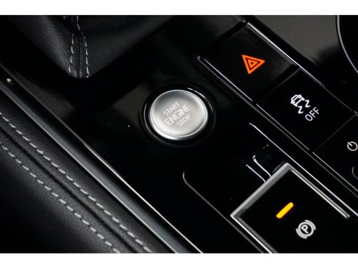 Volkswagen Touareg 3.0 TSi 462 pk eHybrid 4MOTION R | Trekhaak elektrisch uitklapbaar | Rondomzicht camera | Luchtve... ActivLease financial lease