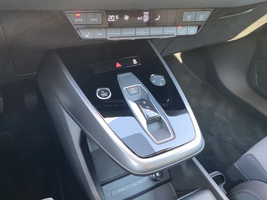 Audi Q4 e-tron 40 Launch edition Advanced 77 kWh ActivLease financial lease
