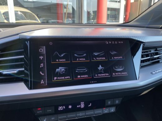 Audi Q4 e-tron 40 Launch edition Advanced 77 kWh ActivLease financial lease