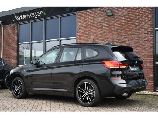 BMW X1 xDrive25e M-Sport Pano HUD ACC Camera El-Klep Stuurverw ActivLease financial lease