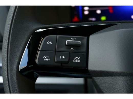 Opel Vivaro Dubbele Cabine L3H1 2.0 Diesel 145 6MT / NAVI / LED / PDC / CLIMA / CAMERA / BETIMMERING / AFN. T... ActivLease financial lease