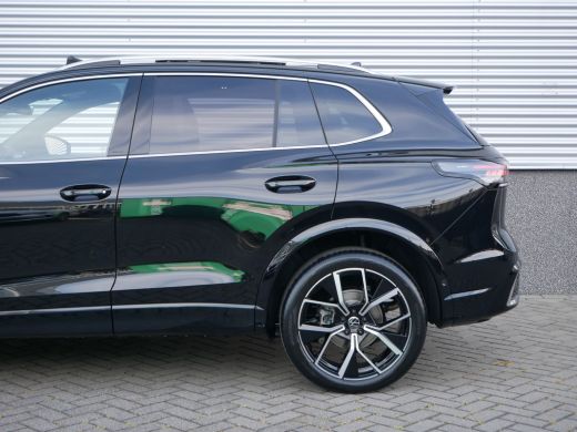 Volkswagen Tiguan R-Line Edition - eHybrid | 'App-Connect' draadloze smartphone integratie | Afstandscontrolesystee... ActivLease financial lease
