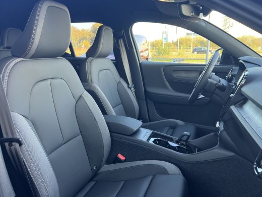 Volvo  EX40 Single Motor Extended Range Plus 82 kWh | | Achteruitrijcamera | Apple carplay | Audio installati... ActivLease financial lease