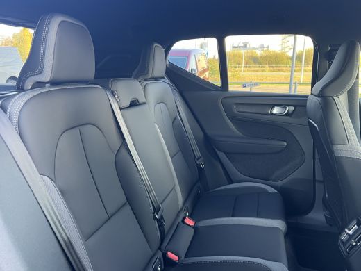 Volvo  EX40 Single Motor Extended Range Plus 82 kWh | | Achteruitrijcamera | Apple carplay | Audio installati... ActivLease financial lease
