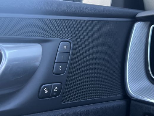 Volvo  XC60 Volvo Recharge T6 AWD Plus Dark | Achteruitrijcamera | Apple Carplay/Android Auto | Apple Carplay... ActivLease financial lease
