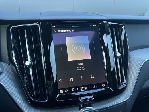 Volvo  XC60 Volvo Recharge T6 AWD Plus Dark | Achteruitrijcamera | Apple Carplay/Android Auto | Apple Carplay... ActivLease financial lease