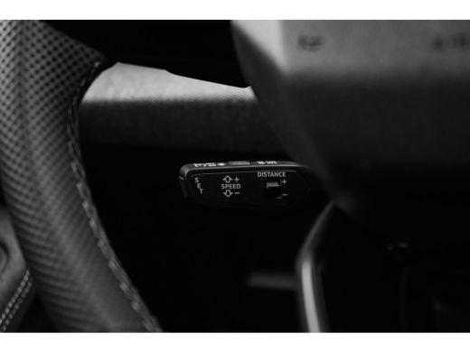 Audi A5 Limousine S edition | Adaptive cruise control | Aluminium optiek in het interieur | Audi smartpho... ActivLease financial lease