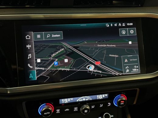 Audi Q3 Sportback 35 TFSI 150pk Business Edition / Lederen bekleding / MMI navigatie plus / Parkeersensoren achter ActivLease financial lease