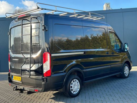 Ford Transit 2.0 TDCI EURO 6 / L2H2 / TREND / 1e EIG. / IMPERIAAL / 2.45 TONS TREKHAAK / AIRCO / CRUISE / 3-ZITS ActivLease financial lease
