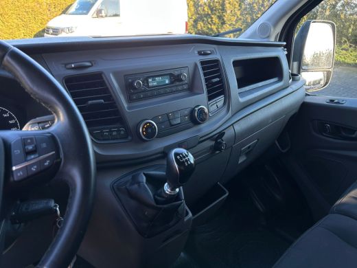 Ford Transit 2.0 TDCI EURO 6 / L2H2 / TREND / 1e EIG. / IMPERIAAL / 2.45 TONS TREKHAAK / AIRCO / CRUISE / 3-ZITS ActivLease financial lease